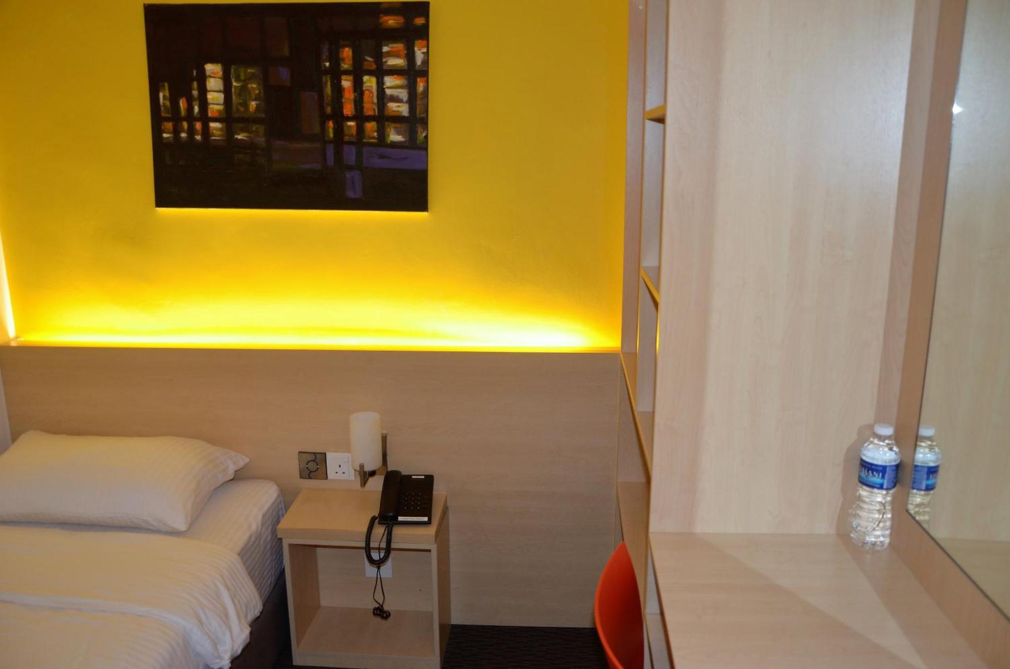 Hotel Jeti Tg Gemok Padang Endau Ngoại thất bức ảnh