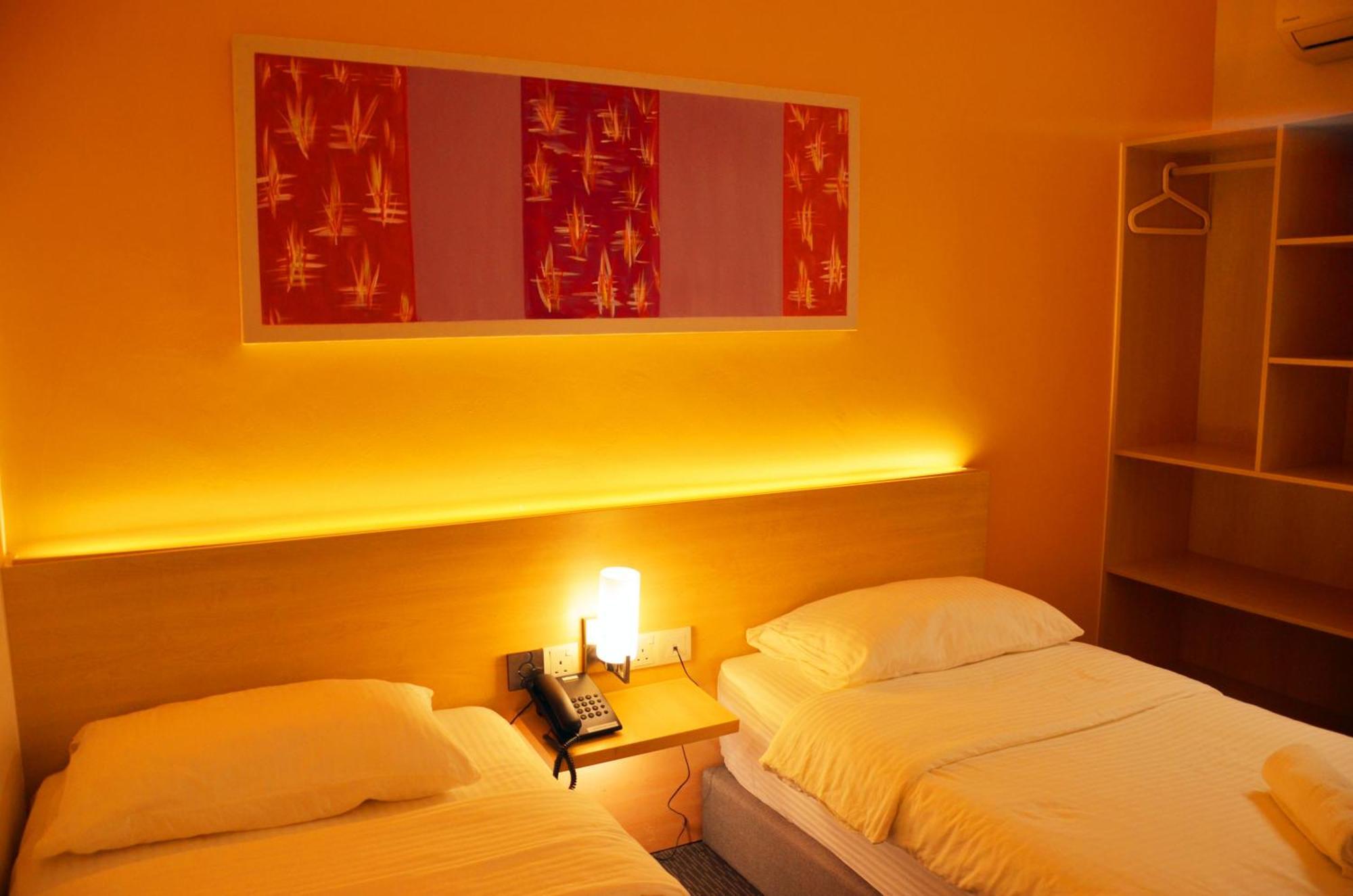 Hotel Jeti Tg Gemok Padang Endau Ngoại thất bức ảnh