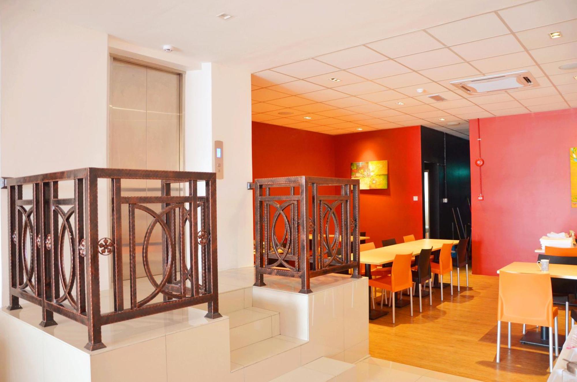 Hotel Jeti Tg Gemok Padang Endau Ngoại thất bức ảnh