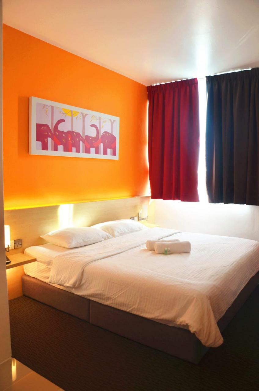 Hotel Jeti Tg Gemok Padang Endau Ngoại thất bức ảnh